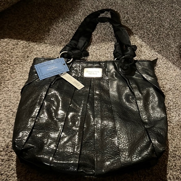 Simply Vera Vera Wang Handbags - Simply Vera Soft Pleat Tote Black NWT